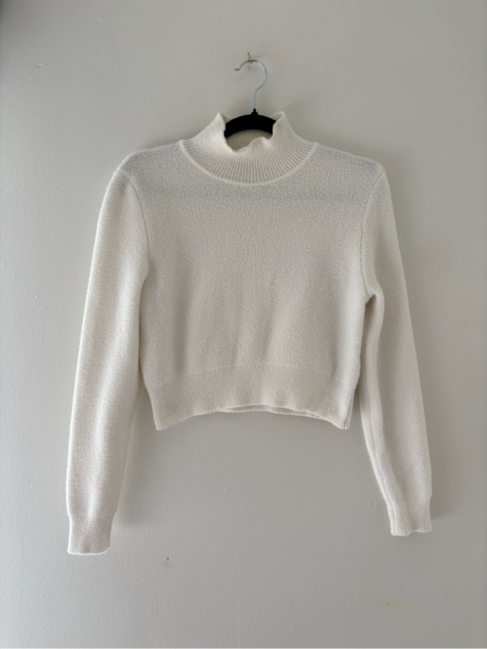 Zara Women's Mock Neck Cropped Sweater